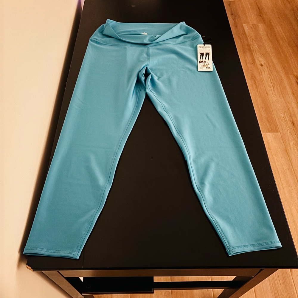 Women’s ALOYOGA 7/8 length. High-waist Blue Airlift Leggings
